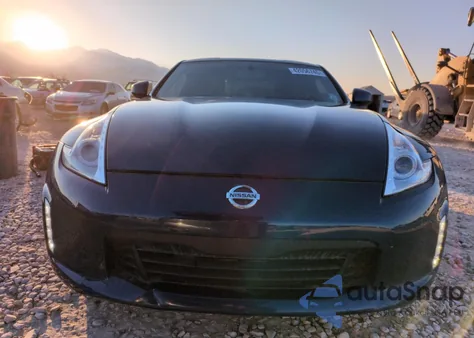 2017 Nissan 370Z Base из США, поврежденный, VIN JN1AZ4EH7HM951528